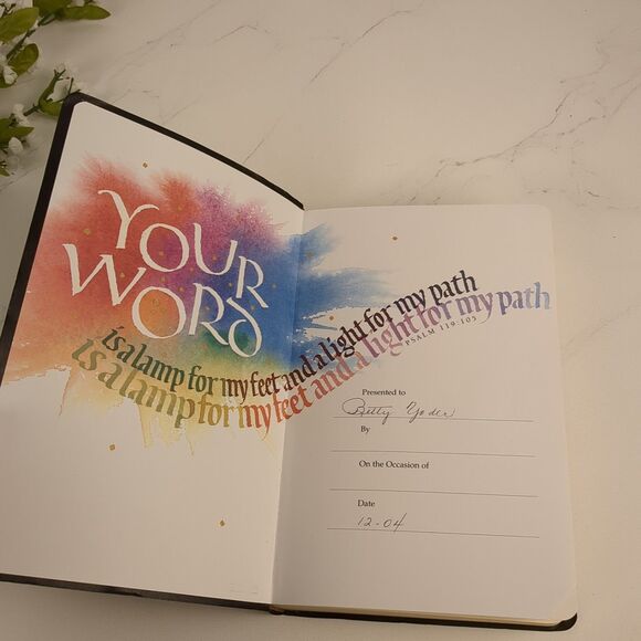 Holy Bible New Living Translation Red Letter Tyndale Gift & Award Edition 1997 - Picture 3 of 11